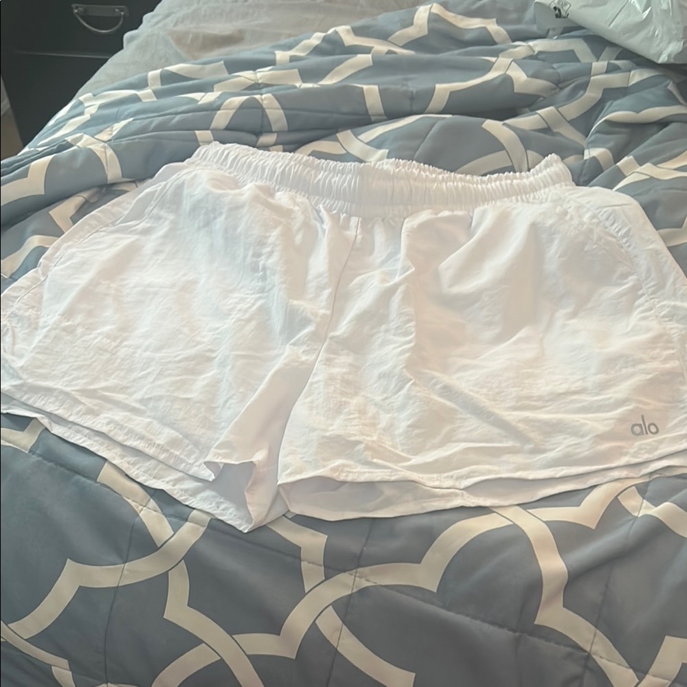 White ALO shorts size medium NWOT